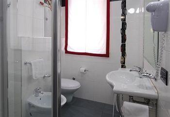 Olympus Aparthotel 4*